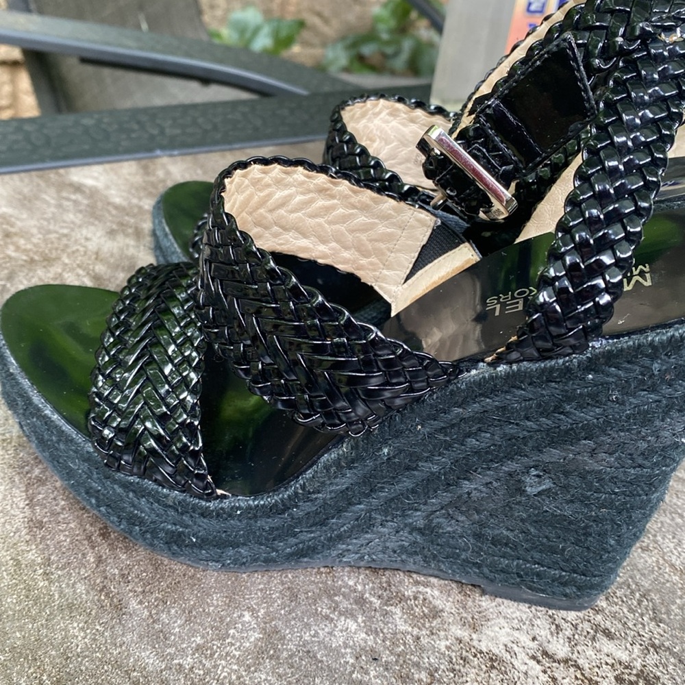 Michael Michael Kors Women’s  Wedge Sandals. Size 8 - Picture 12 of 12